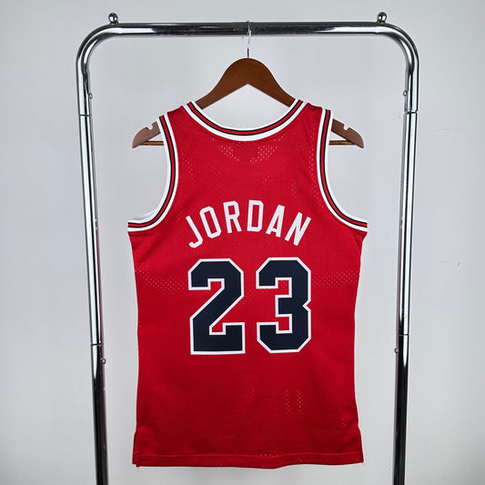 Chicago Bulls Retro (1984) - Michael Jordan #23