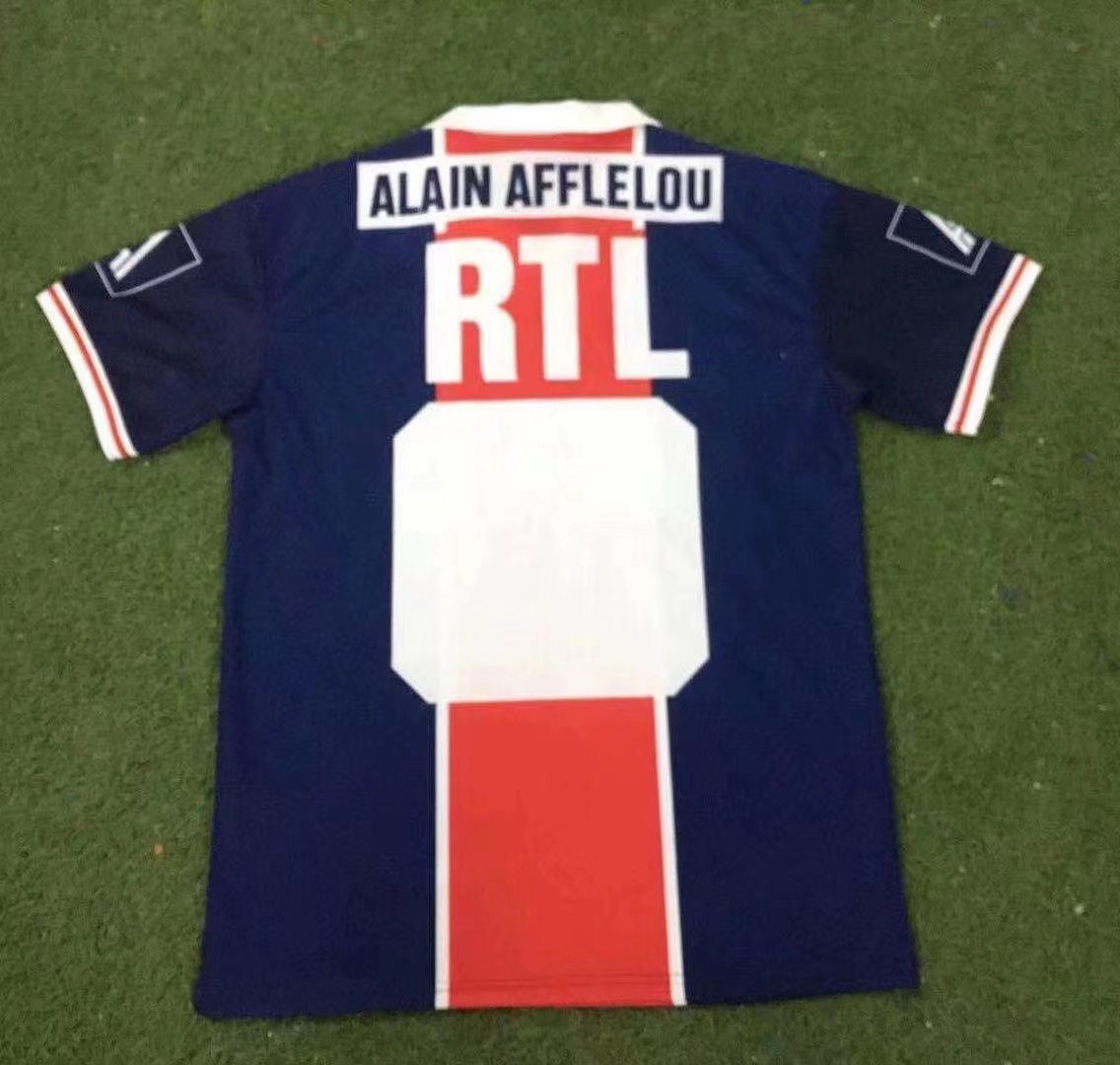 Maillot domicile rétro du Paris Saint-Germain 1990-1991