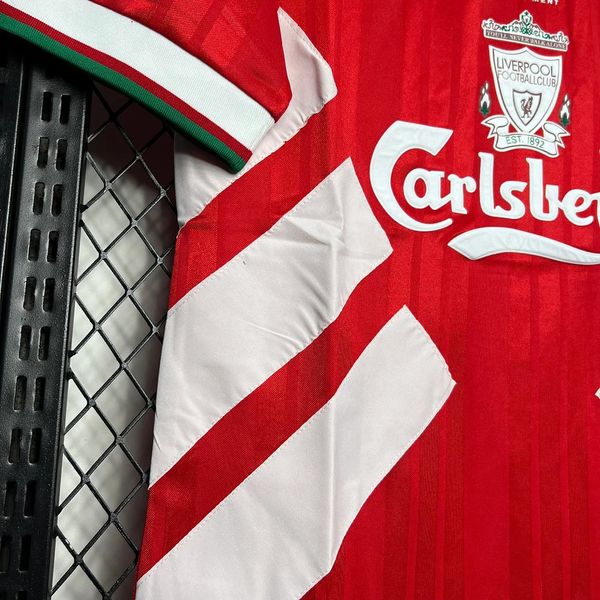 Retro Liverpool FC 1993-1995 Home Fan