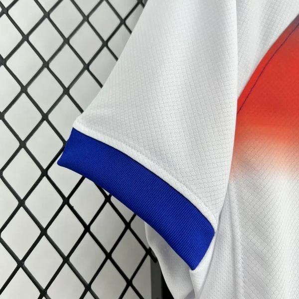 Inglaterra 2025-2026 Aficionado Local