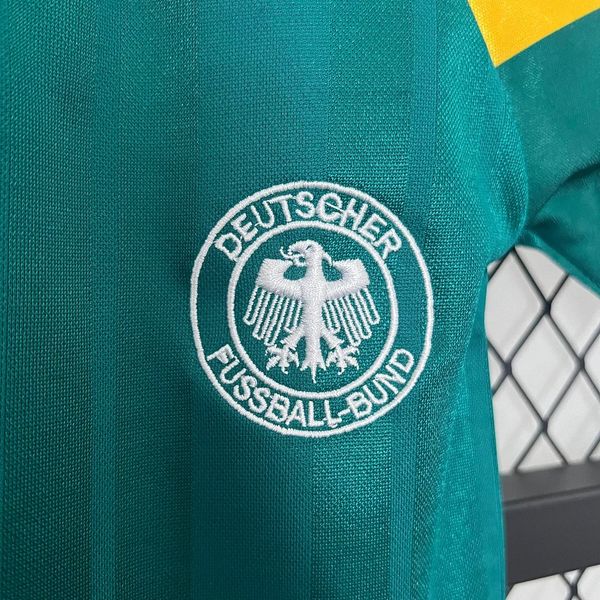 Retro Niños Alemania 1992 Aficionado Visitante