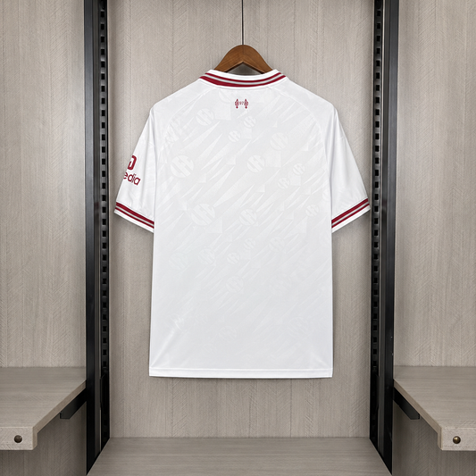Aficionado visitante del Liverpool FC 2026-2027