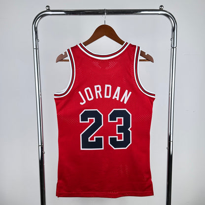 Chicago Bulls Retro (1984) - Michael Jordan #23