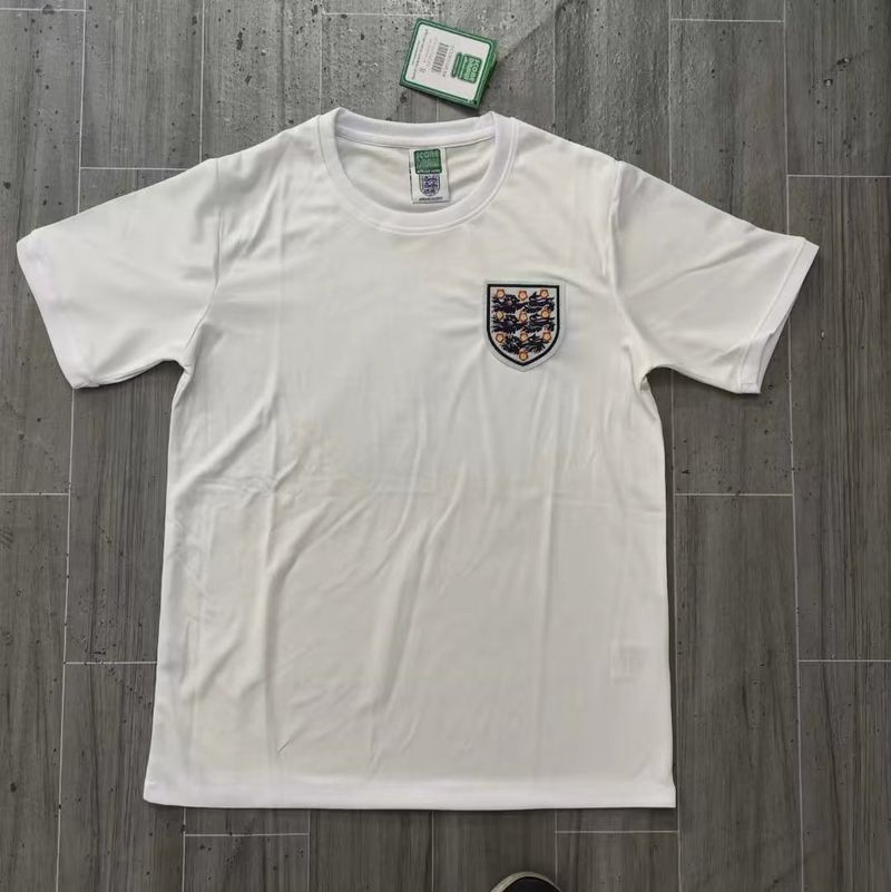 Retro England 1966 Away Fan v2