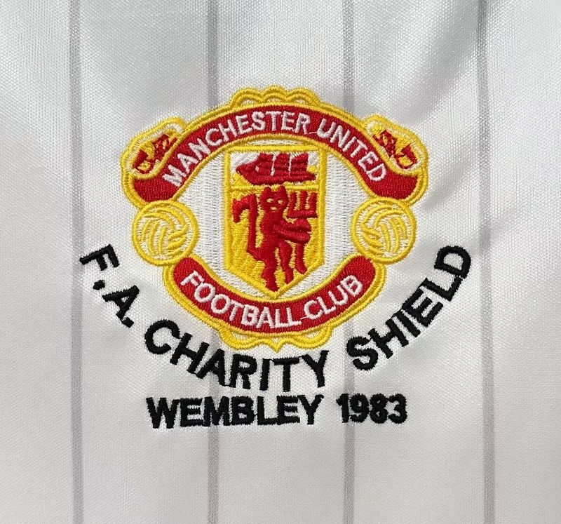 Manchester United 1983 Away - Fan Version [Adult]