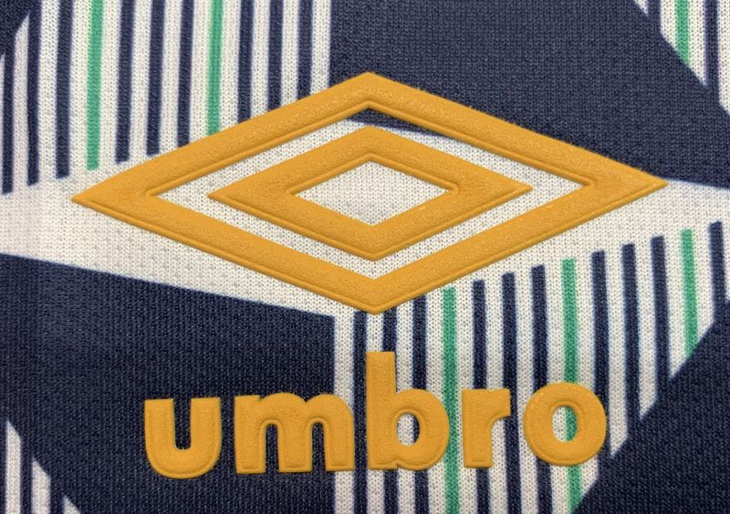 Retro Ireland 1990-1993 Away Fan