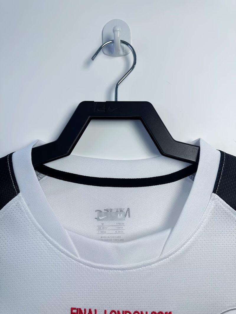 Manchester United 2010/2011 Away Long Sleeve - Fan Version [Adult]