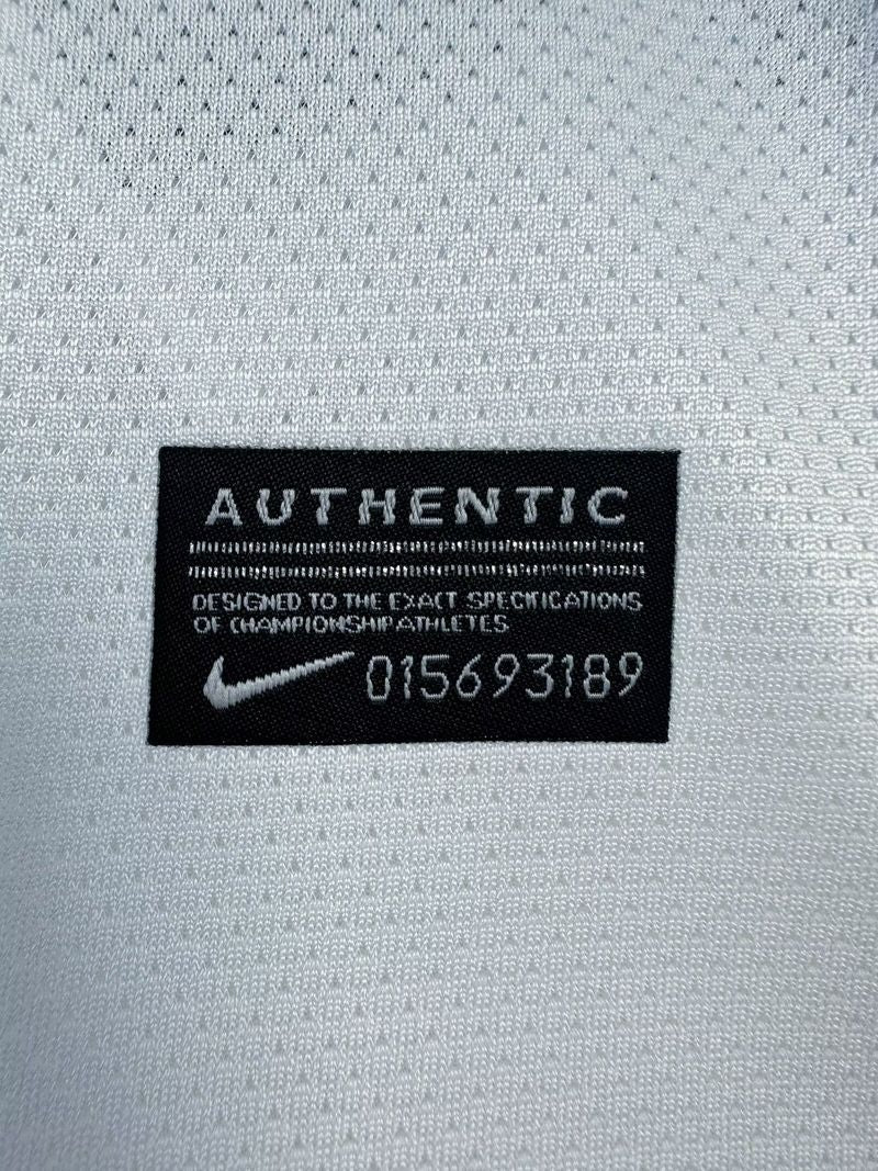 Manchester United 2010/2011 Away Long Sleeve - Fan Version [Adult]