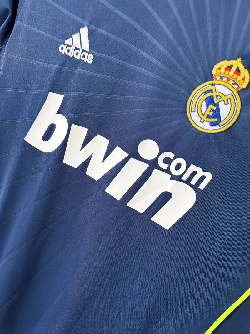 Real Madrid 2010/2011 Visitante - Versión Fan [Adulto]