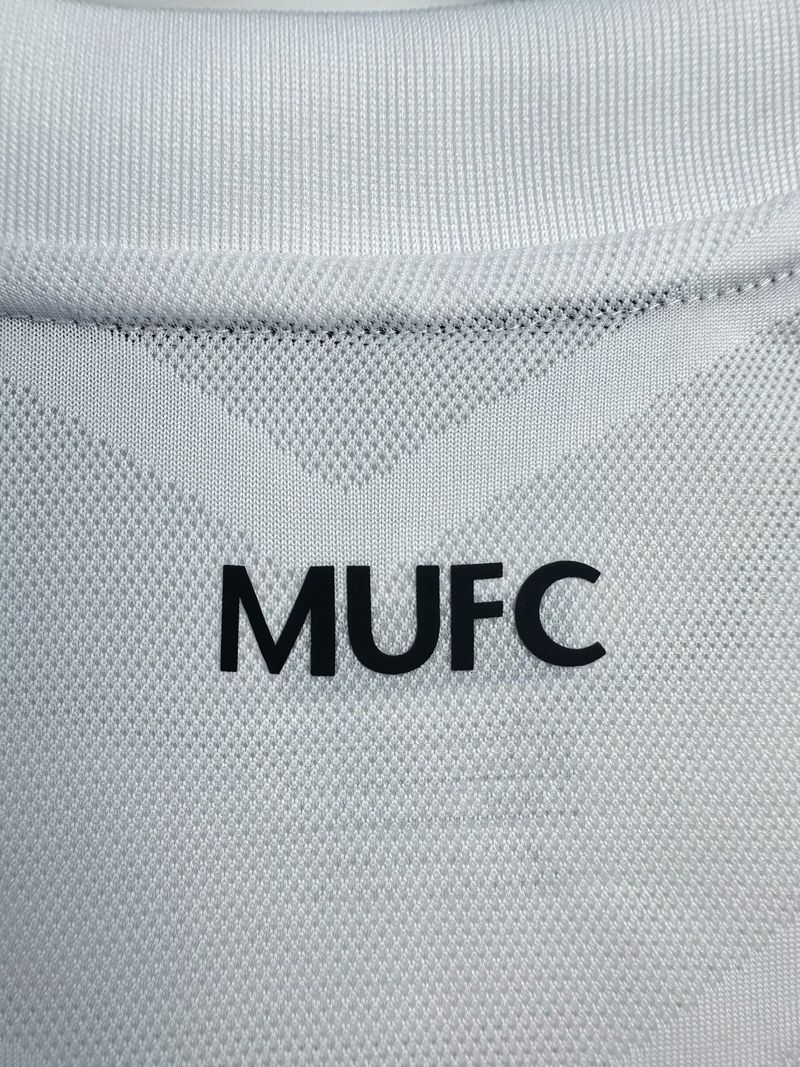 Manchester United 2010/2011 Away Long Sleeve - Fan Version [Adult]
