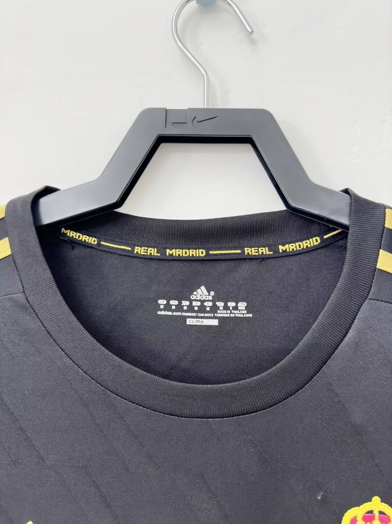 Real Madrid 2011/2012 Away - Fan Version [Adult]