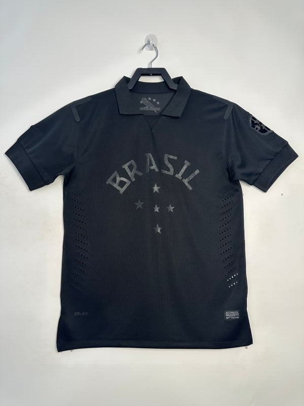 Retro Brazil 2013-2014 Fan