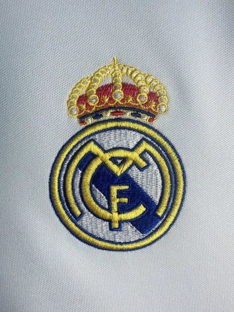 Real Madrid 2016/2017 Home Long Sleeve - Fan Version [Adult]