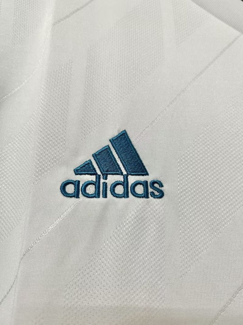 Real Madrid 2017/2018 Home Long Sleeve - Fan Version [Adult]