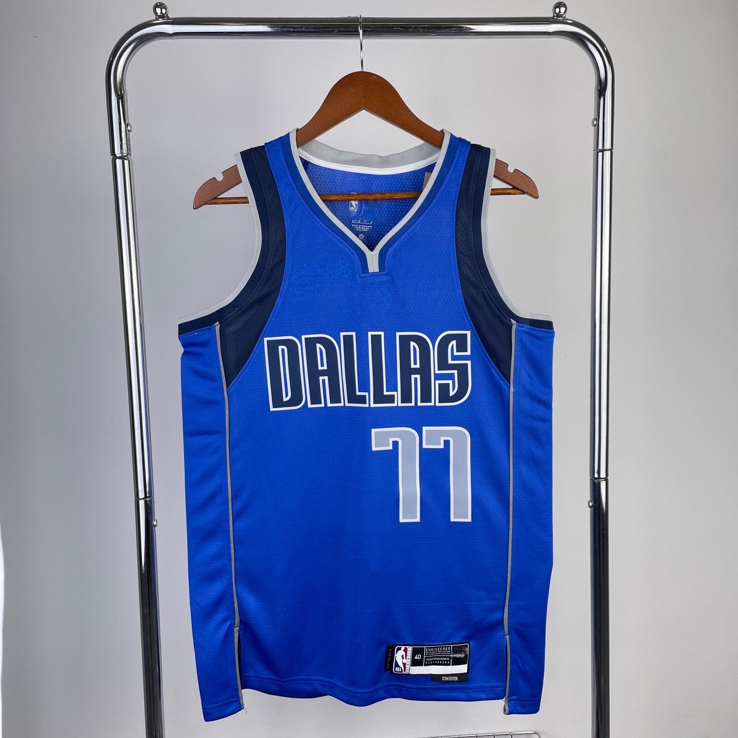 Dallas Mavericks Icon (2024) - Luka Doncic #77