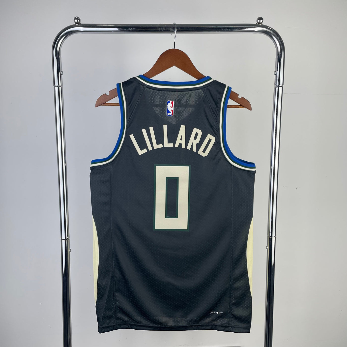 Milwaukee Bucks Statement (Current) - Choose Player