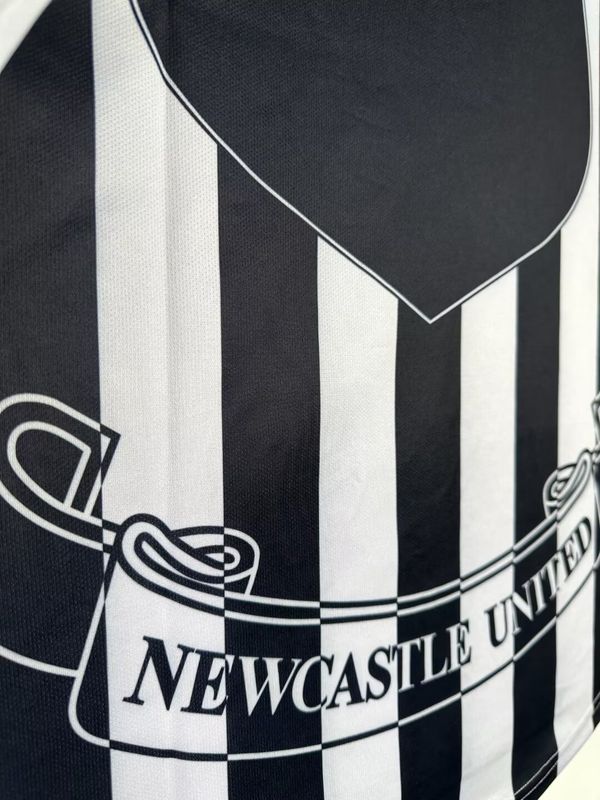 Newcastle United 1997/1999 Home Long Sleeve - Fan Version [Adult]