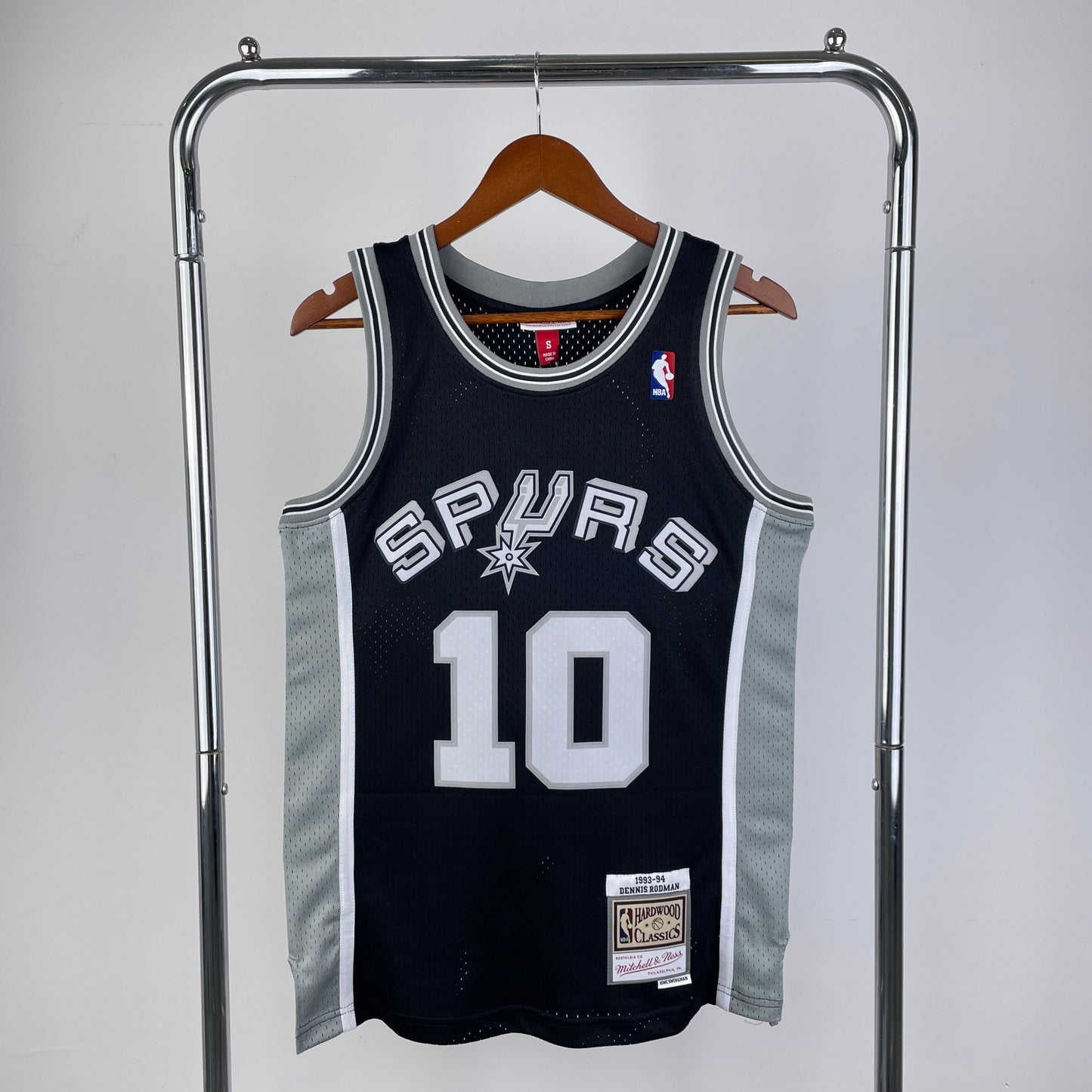 San Antonio Spurs Retro (1993) - Dennis Rodman #10