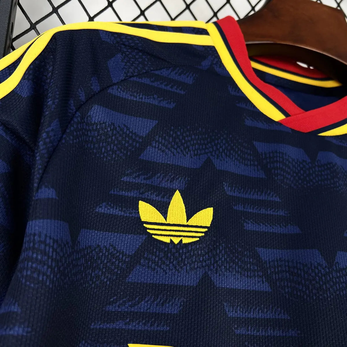 Arsenal 2026-2027 Away Fan Jersey #2 - View 5