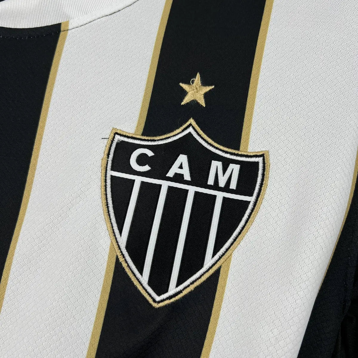 Atlético Mineiro 2026-2027 Home Fan Jersey #2 - View 6