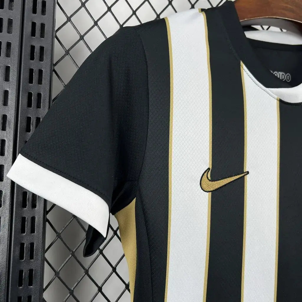 Atlético Mineiro 2026-2027 Home Fan Jersey Women - View 4