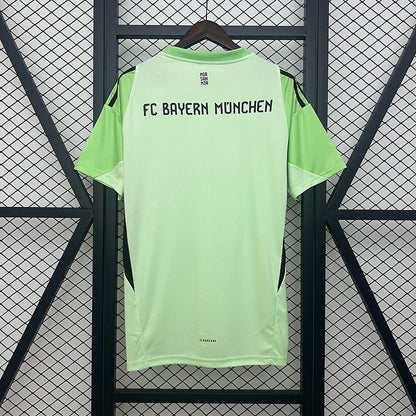 FC Bayern München 2025/2026 Goalkeeper - Fan Version [Adult]