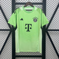 FC Bayern München 2025/2026 Goalkeeper - Fan Version [Adult]
