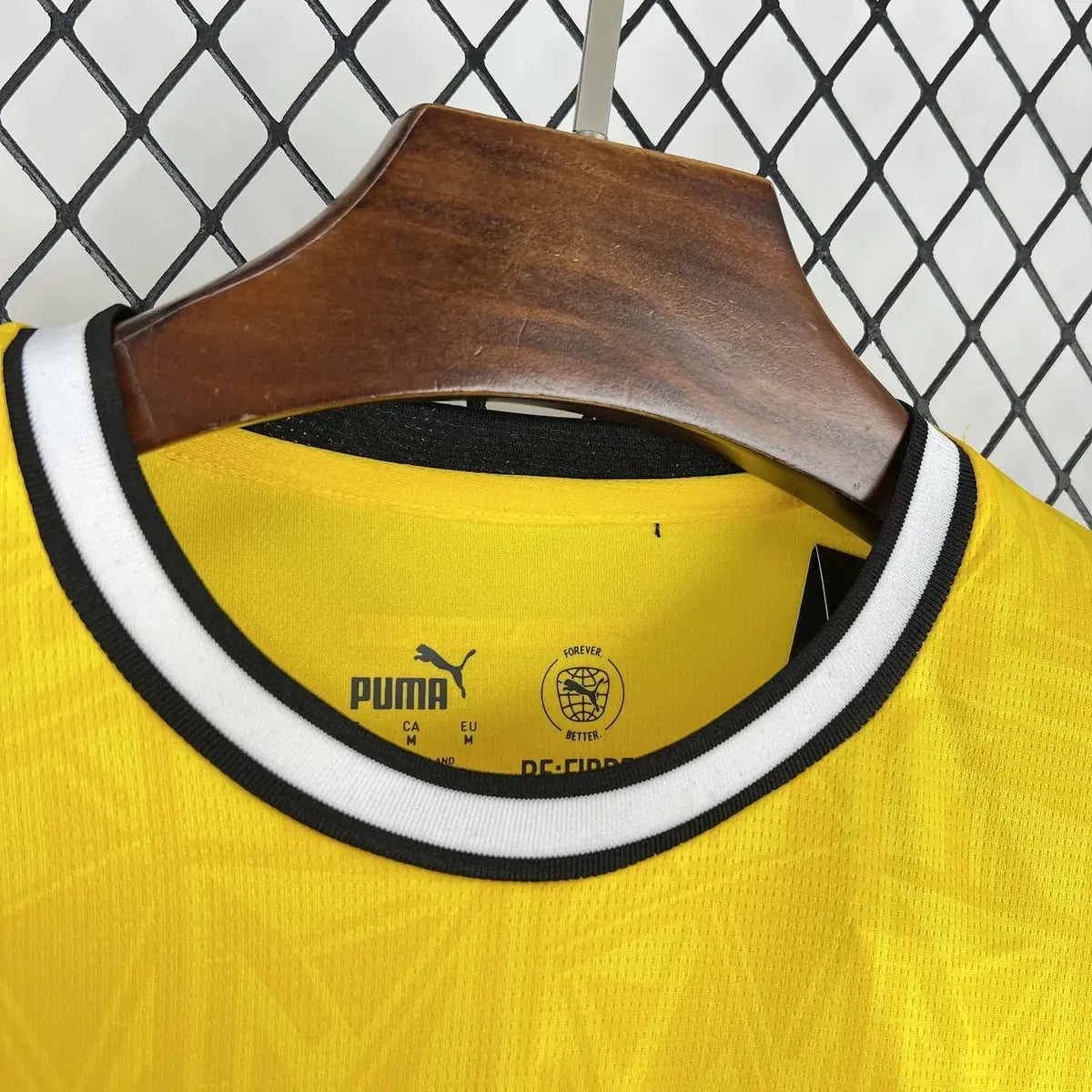Borussia Dortmund 2026-2027 Home Footy Leaked Fan Jersey - View 3