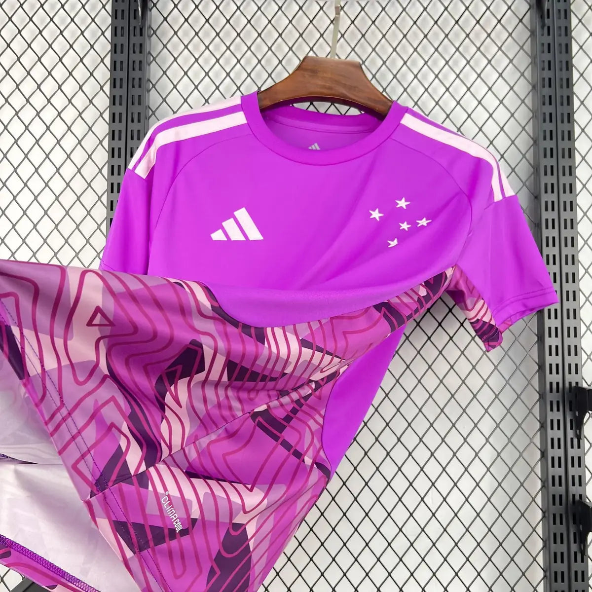 Cruzeiro 2026-2027 Goalkeeper Fan Jersey - View 6
