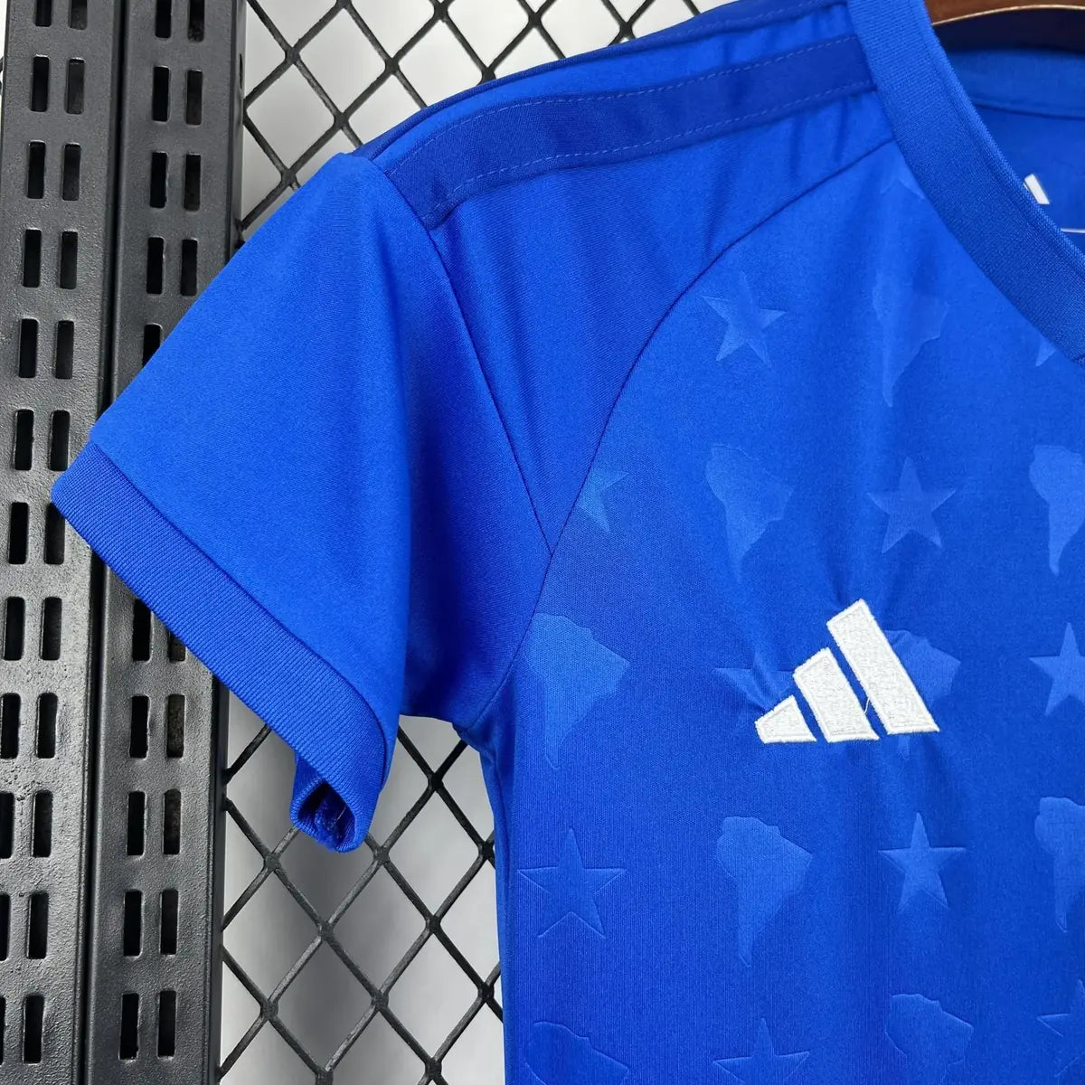 Cruzeiro 2026-2027 Home Fan Jersey Women - View 4