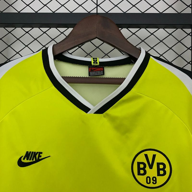 Retro Borussia Dortmund 1995-1996 Local Aficionado