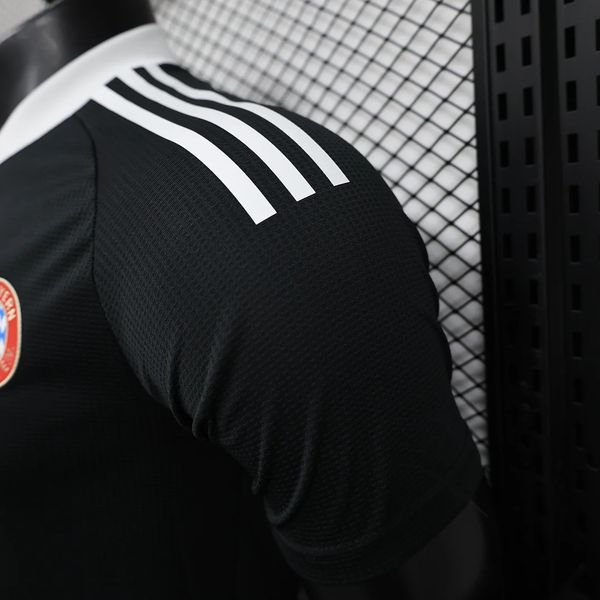 FC Bayern Múnich 2024/2025 Portero - Jugador [Adulto]