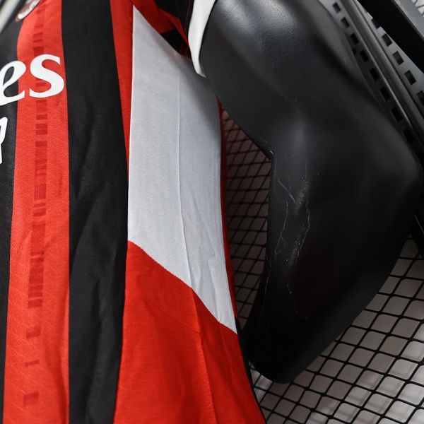 AC Milan Domicile 2024/2025 - Joueur [Adulte]