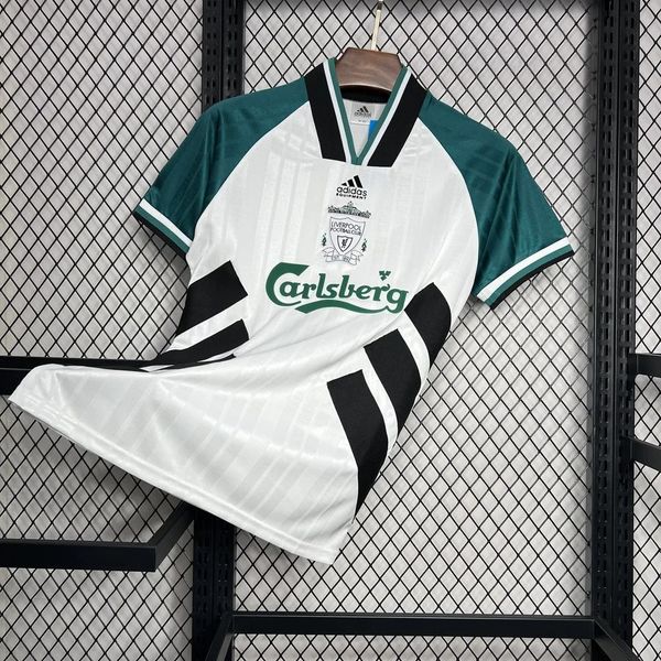 Retro Liverpool FC 1993-1995 Away Fan