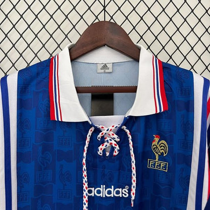 Camiseta de aficionado retro de Francia 1996 local