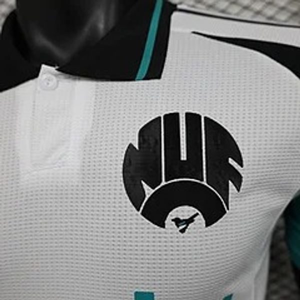 Newcastle United 2024/2025 Visitante - Versión Jugador [Adulto]