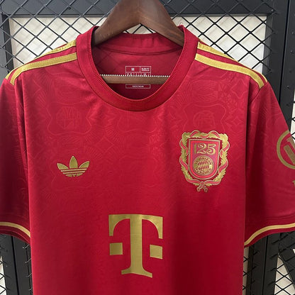 Bayern München 2025-2026 125th Anniversary Fan