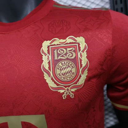 Bayern Múnich 2025-2026 Edición Especial 125 Aniversario Jugador Rojo