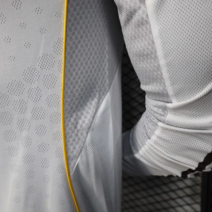 Real Madrid 2025/2026 Home Long Sleeve - Fan Version [Adult]