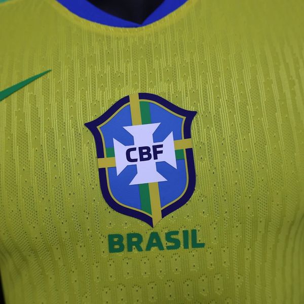 Camiseta de local versión jugador de la Selección Nacional de Brasil 2025/2026 [Adulto]