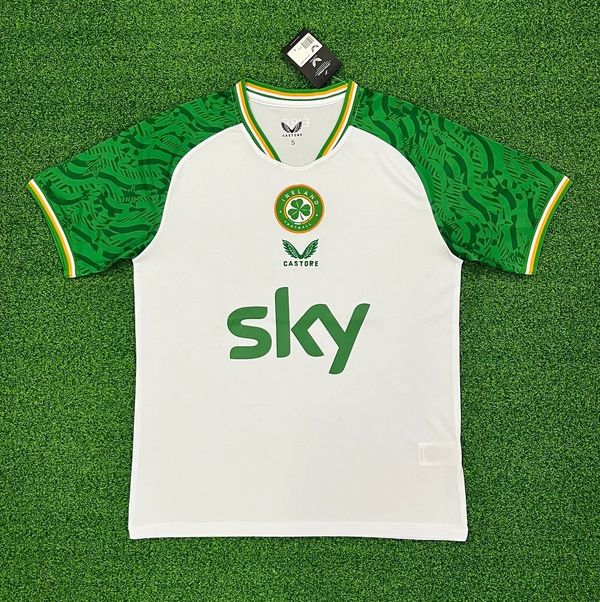 Ireland 2025-2026 Away Fan