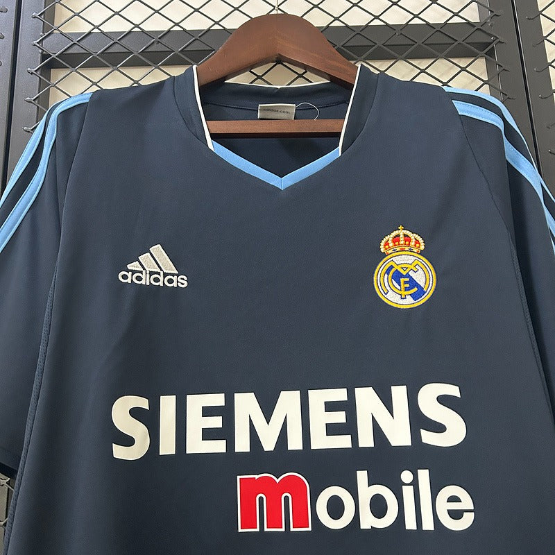 Real Madrid 2003/2004 Visitante - Versión Fan [Adulto]