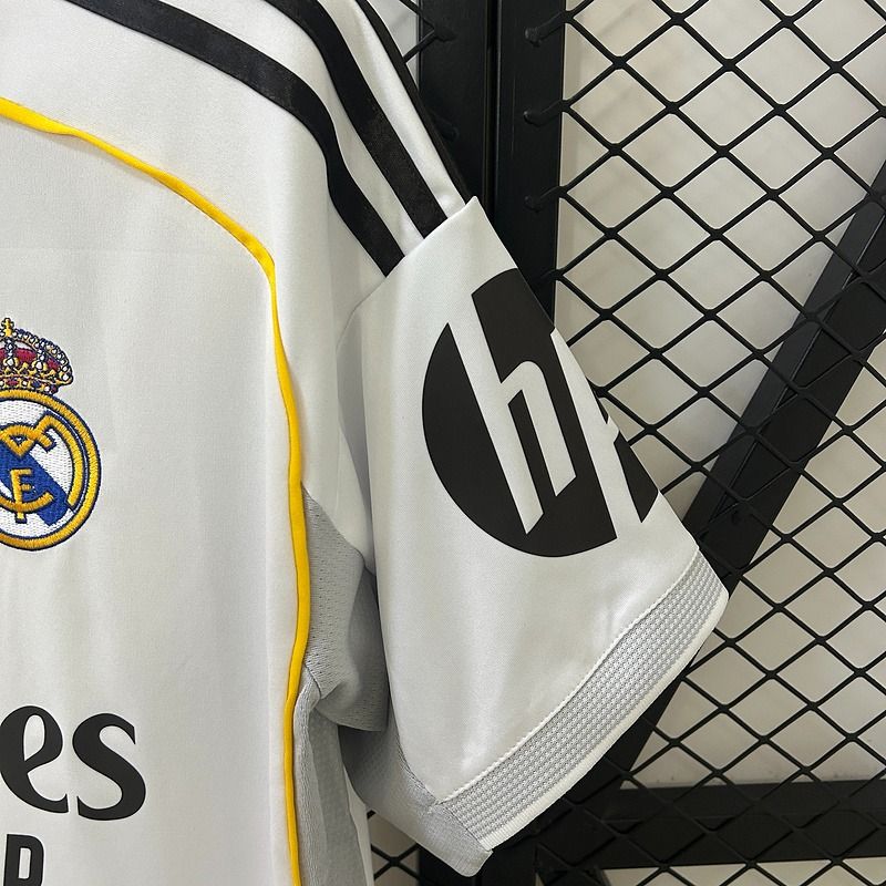 Real Madrid CF 2025/2026 Home - Fan [Adult]