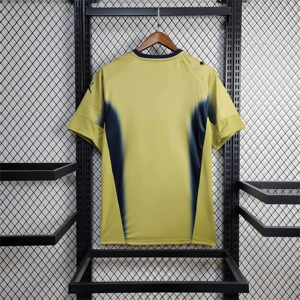 Retro Italy 2006 Goalkeeper Golden