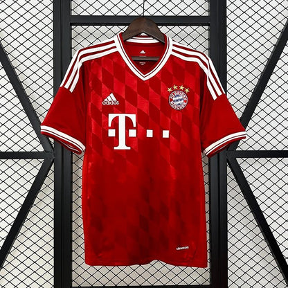 Retro Bayern München 2013-2014 Home Fan