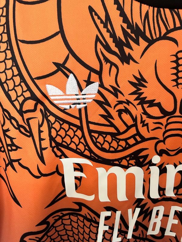 Real Madrid 2025/2026 Special Edition Dragon - Fan Version [Adult]