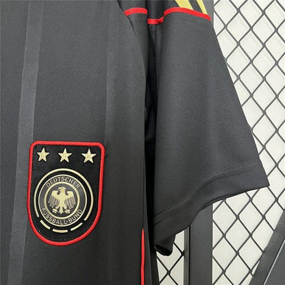 Retro Germany 2010 Away Fan