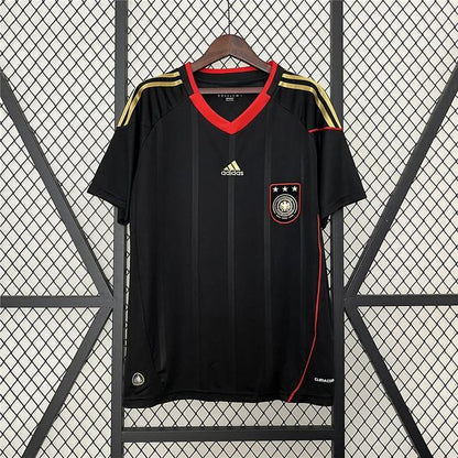 Retro Germany 2010 Away Fan