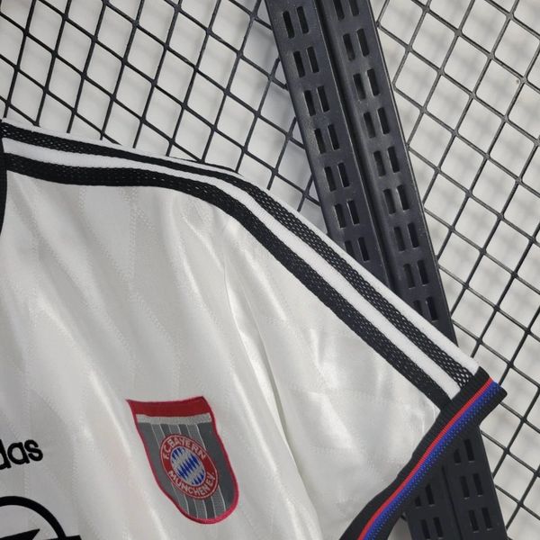 FC Bayern München 1997/1998 Away - Fan [Adult]