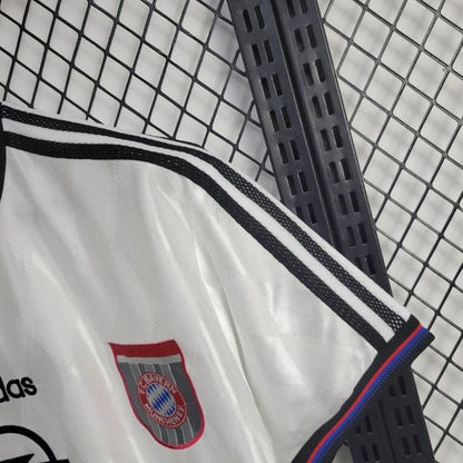 FC Bayern München 1997/1998 Away - Fan [Adult]